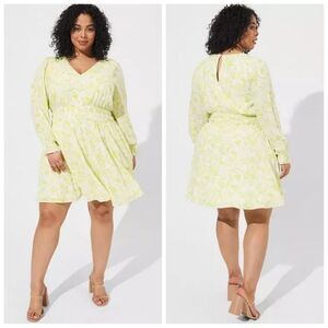 Torrid Mini Wash Gauze Wide Waist Skater Dress sz 4